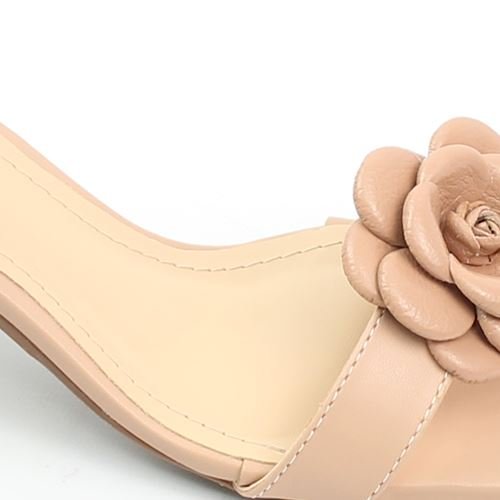 Sandália Salto Bloco Enfeite Bege 3