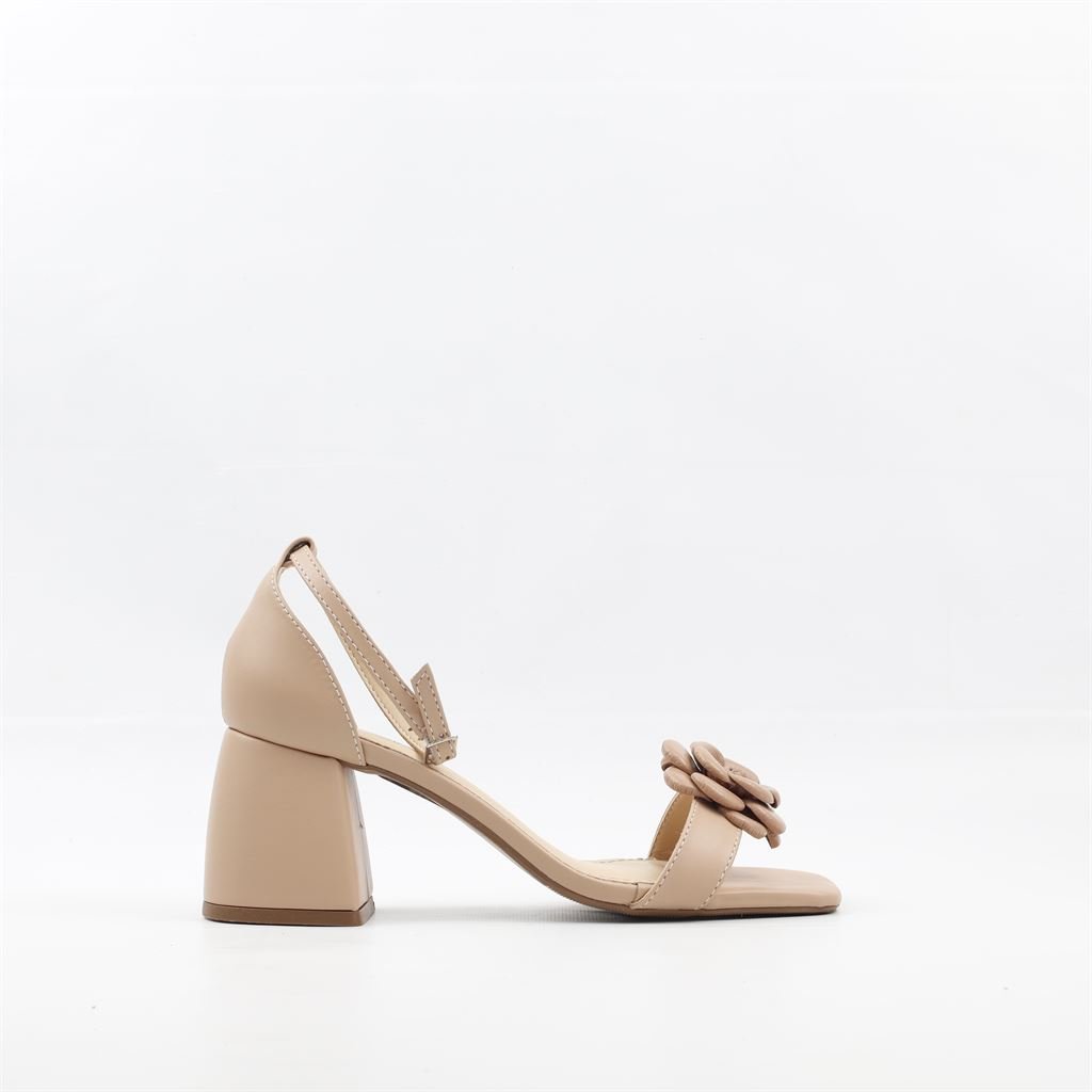 Sandália Salto Bloco Enfeite Bege 5