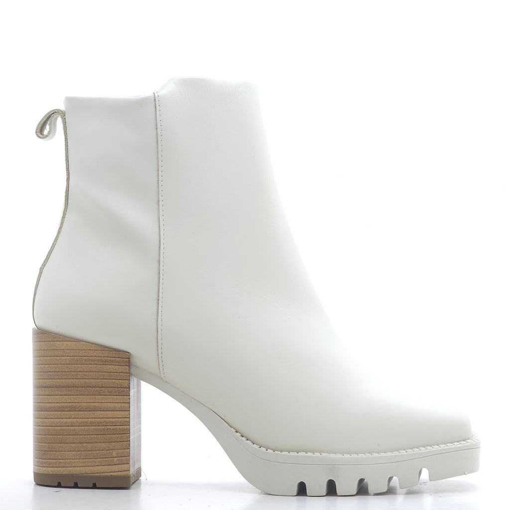 Bota Cano Baixo Couro Branco 2