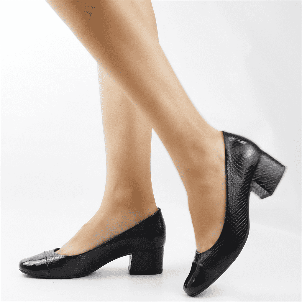 Scarpin Salto Bloco Verniz Preto 1