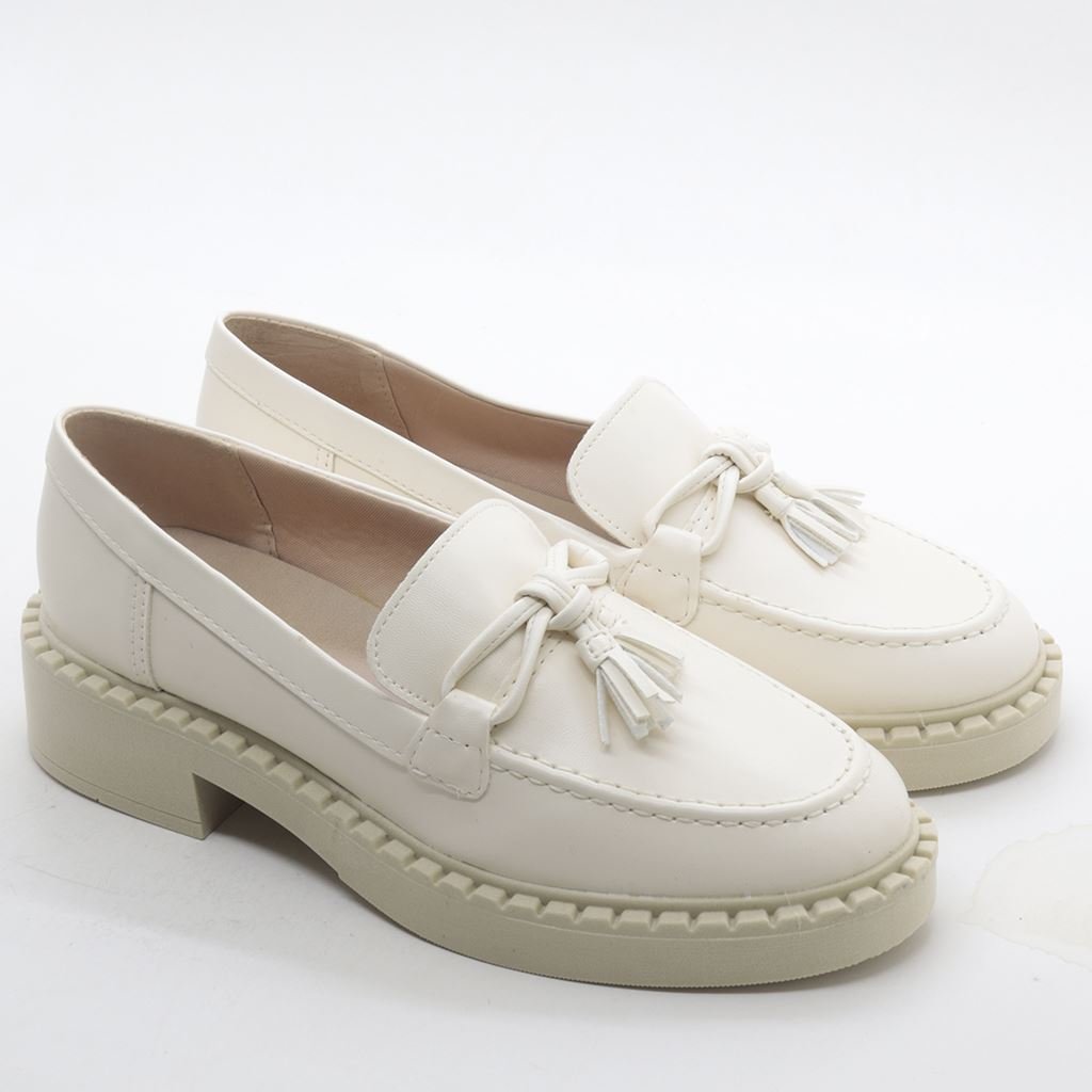 Mocassim Salto Bloco Enfeite Branco 2