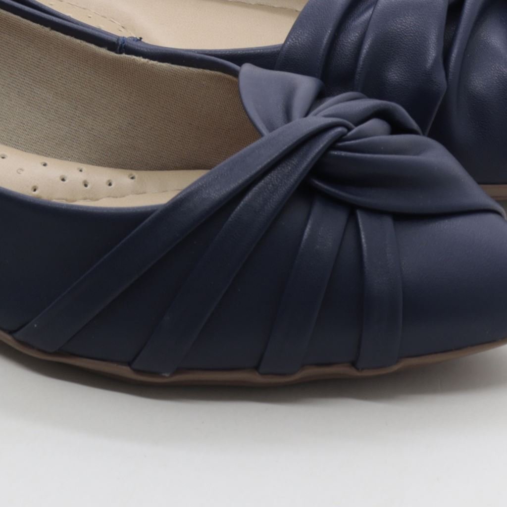 Sapatilha Bico Fino Detalhe Tiras Azul 4