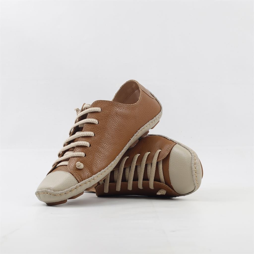 Tênis Flat Detalhe Flor Couro Marrom 3