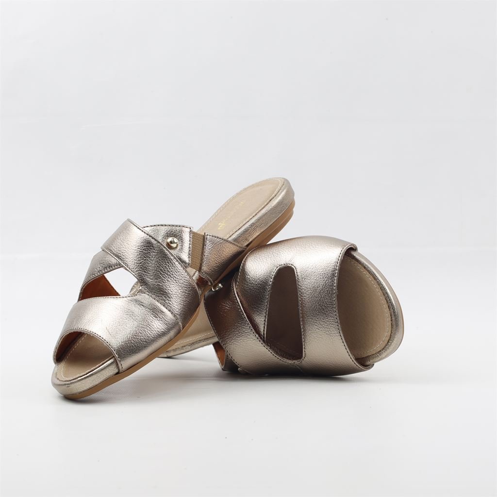 Rasteira Chinelo Couro Dourado 4