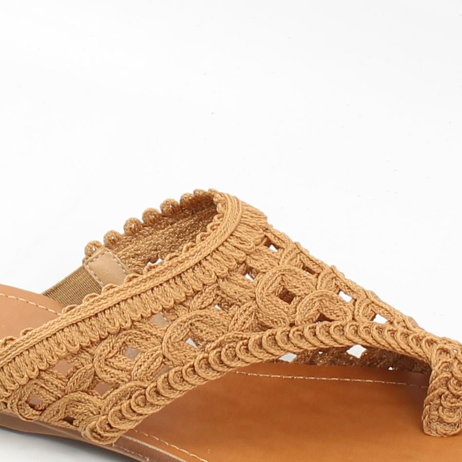 Rasteira Chinelo Bordado Marrom 3