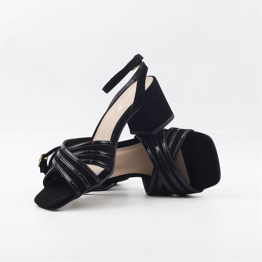 Sandália Salto Bloco Detalhe Verniz Preto 4