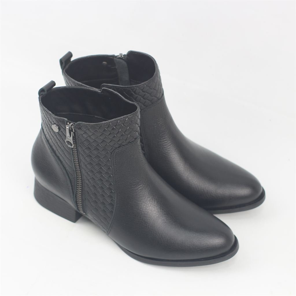 Bota Cano Baixo  Salto Bloco Preto 2
