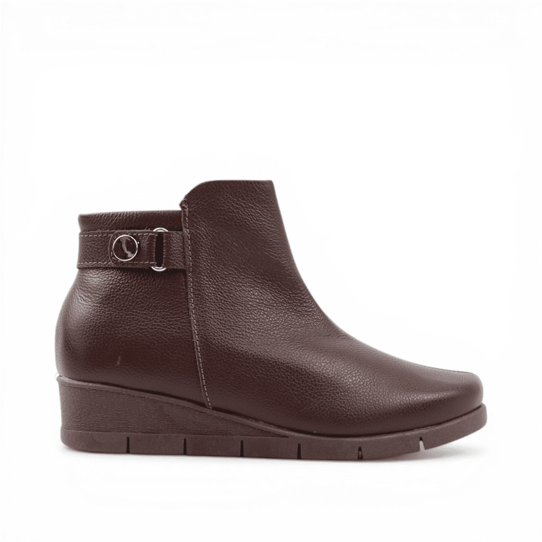 Bota Cano Baixo Couro