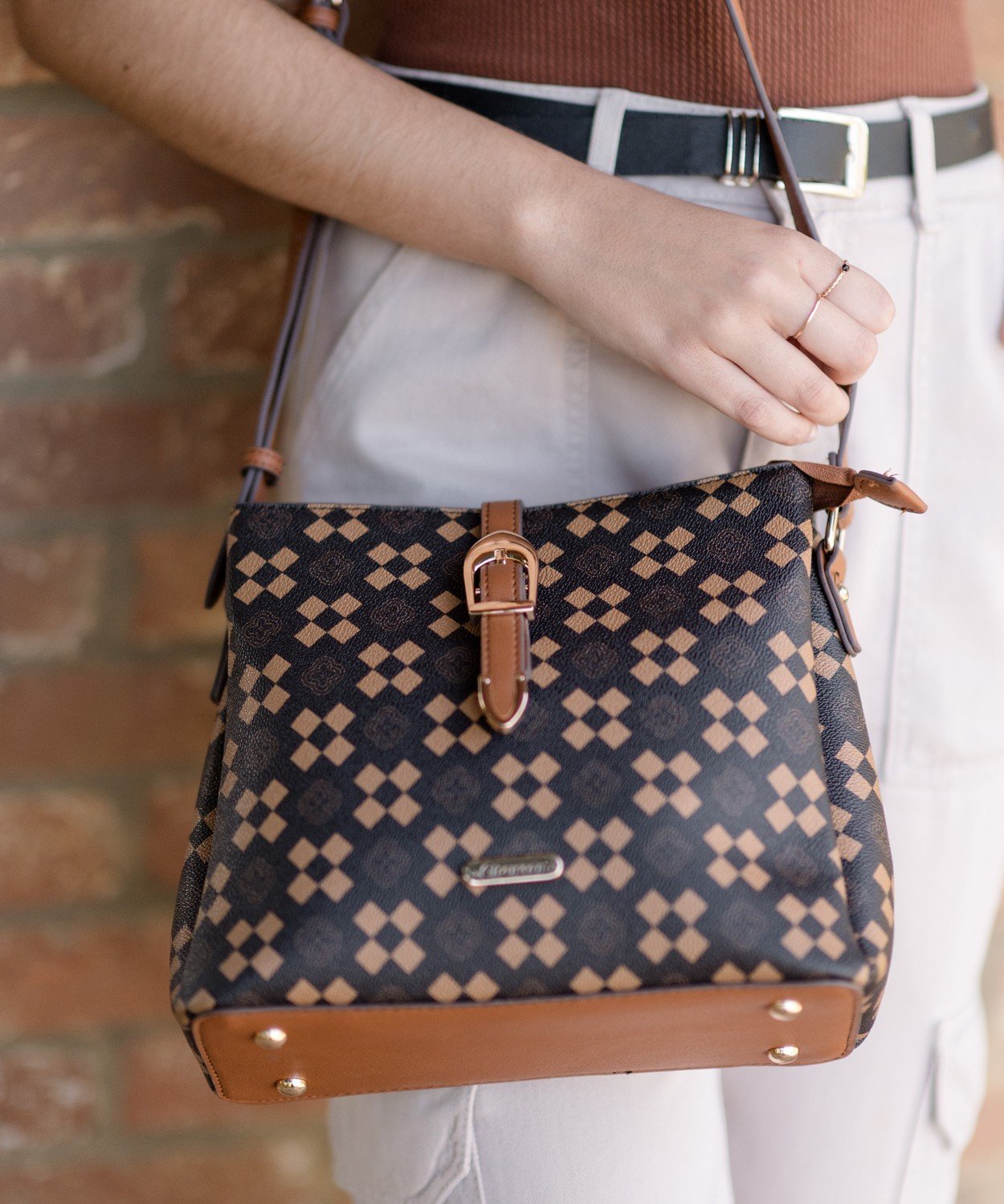 Bolsa Transversal Feminina - New Elemento Grafico Natural Chenson Bege 4