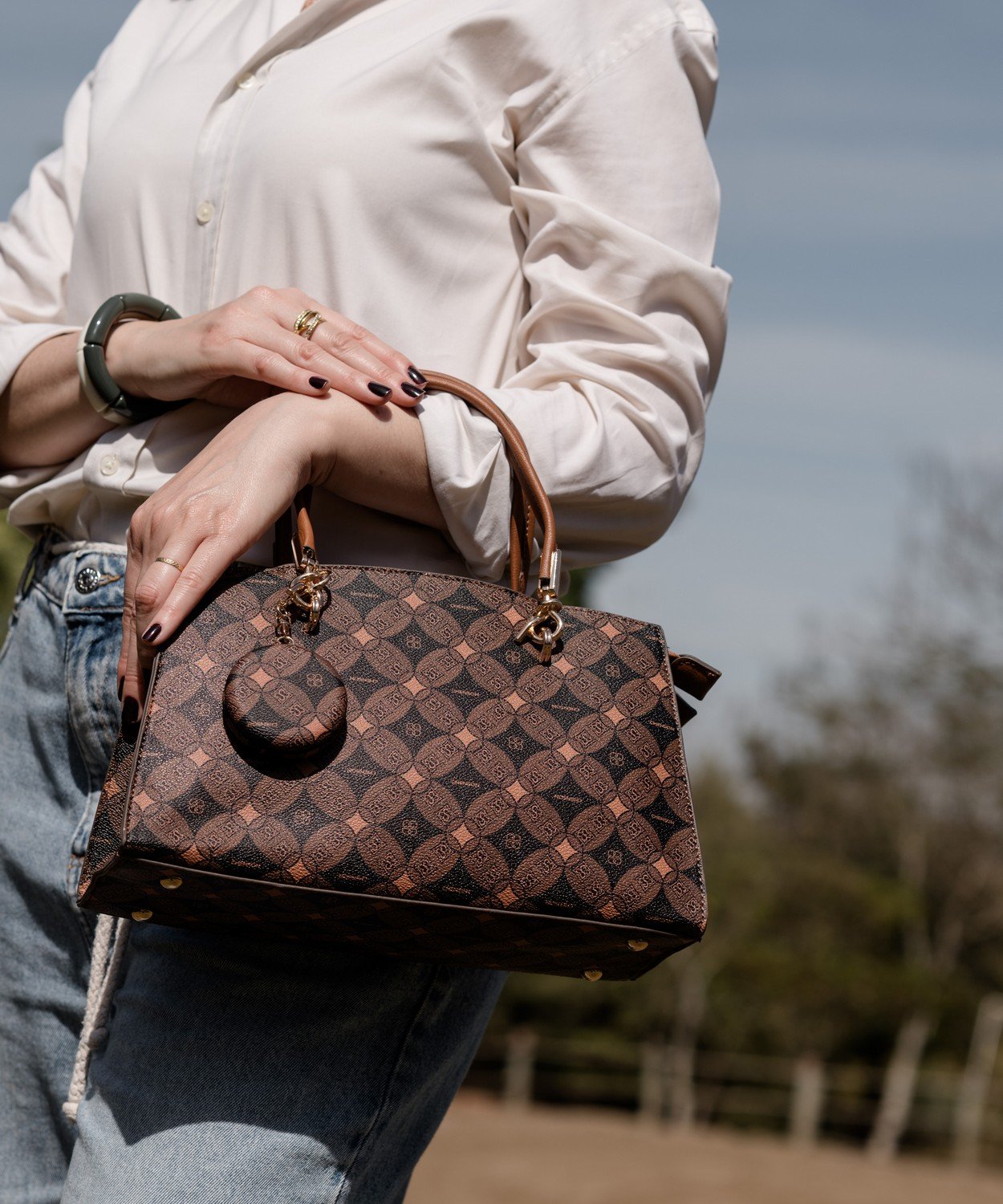 Bolsa Chenson Feminina Original Cafe Alca de Mao - Monograma Contemporanea Marrom 2