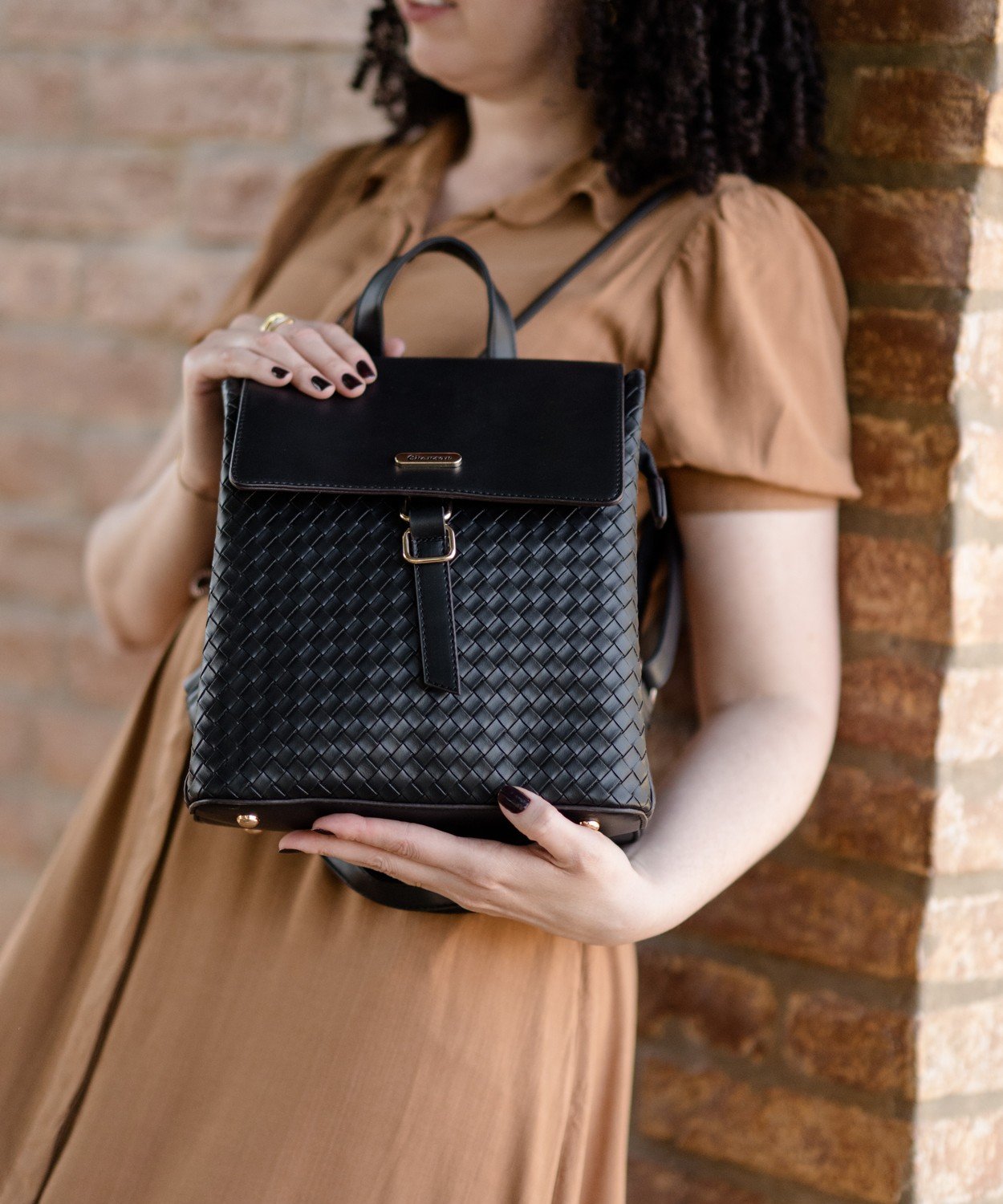 Mochila Original Chenson Cafe Contrastes Conforto e Estilo Marrom 4