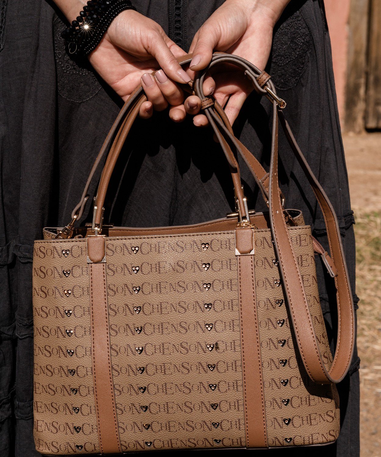 Bolsa Cristal Chenson Bege Cristal Monograma Coracao Original Bege 5
