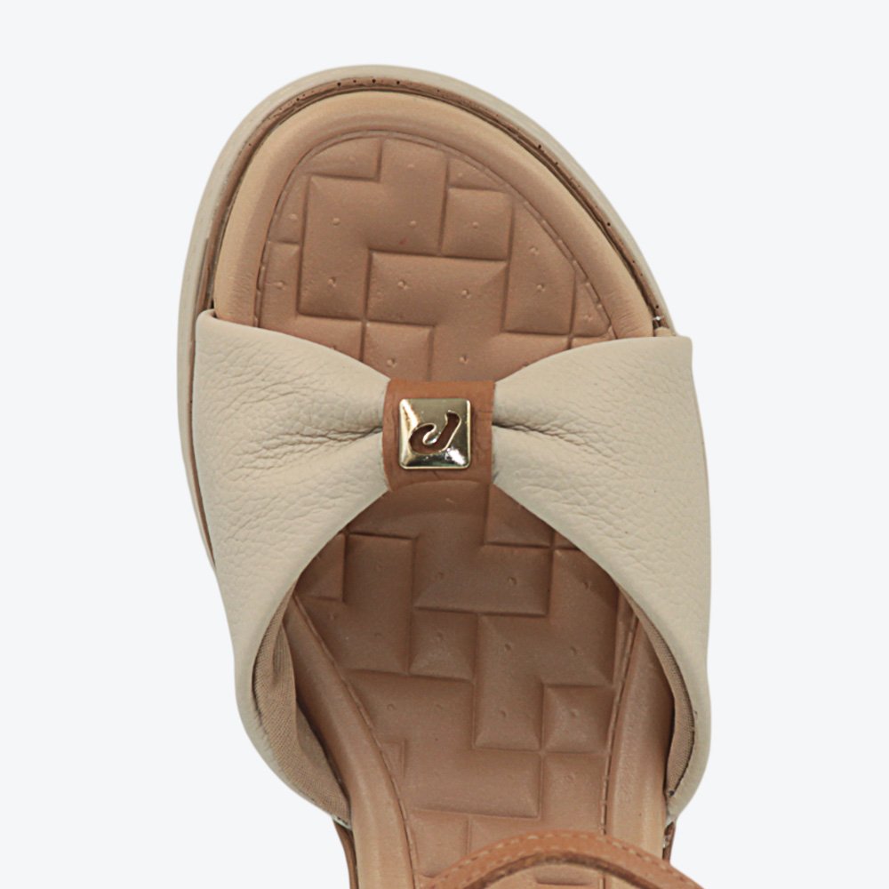 Sandália Pegada Anabela em Couro Feminina 23395601 Bege 3