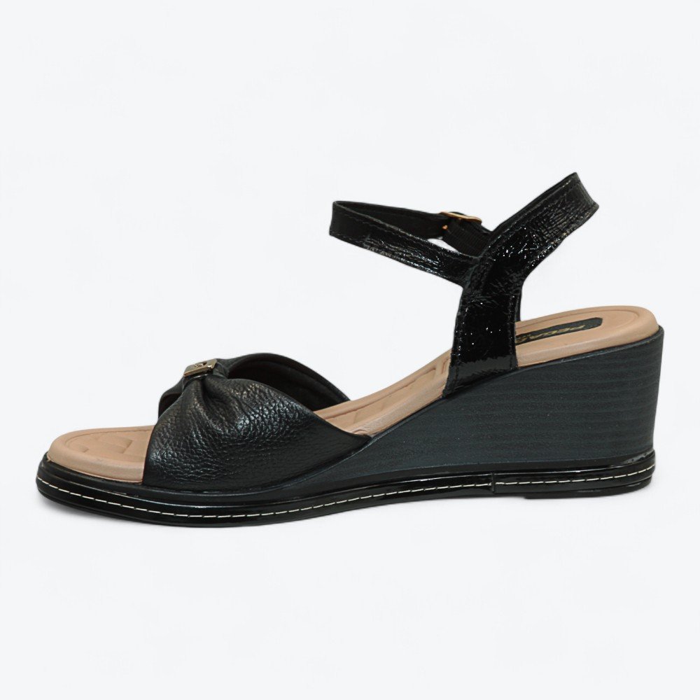 Sandália Pegada Anabela em Couro Feminina 23395604 Preto 4