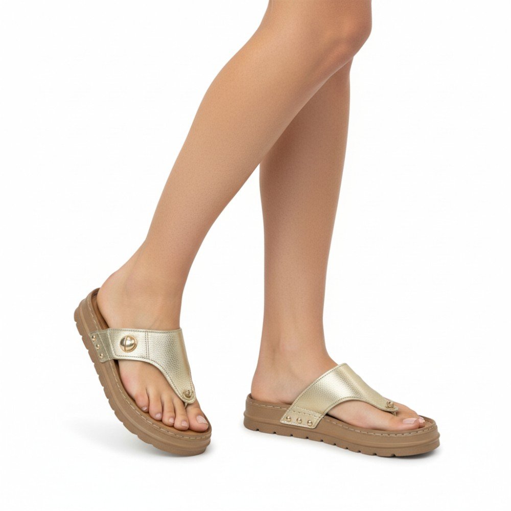 Chinelo Pegada Metalizado em Couro Feminino 23470204 Dourado 2