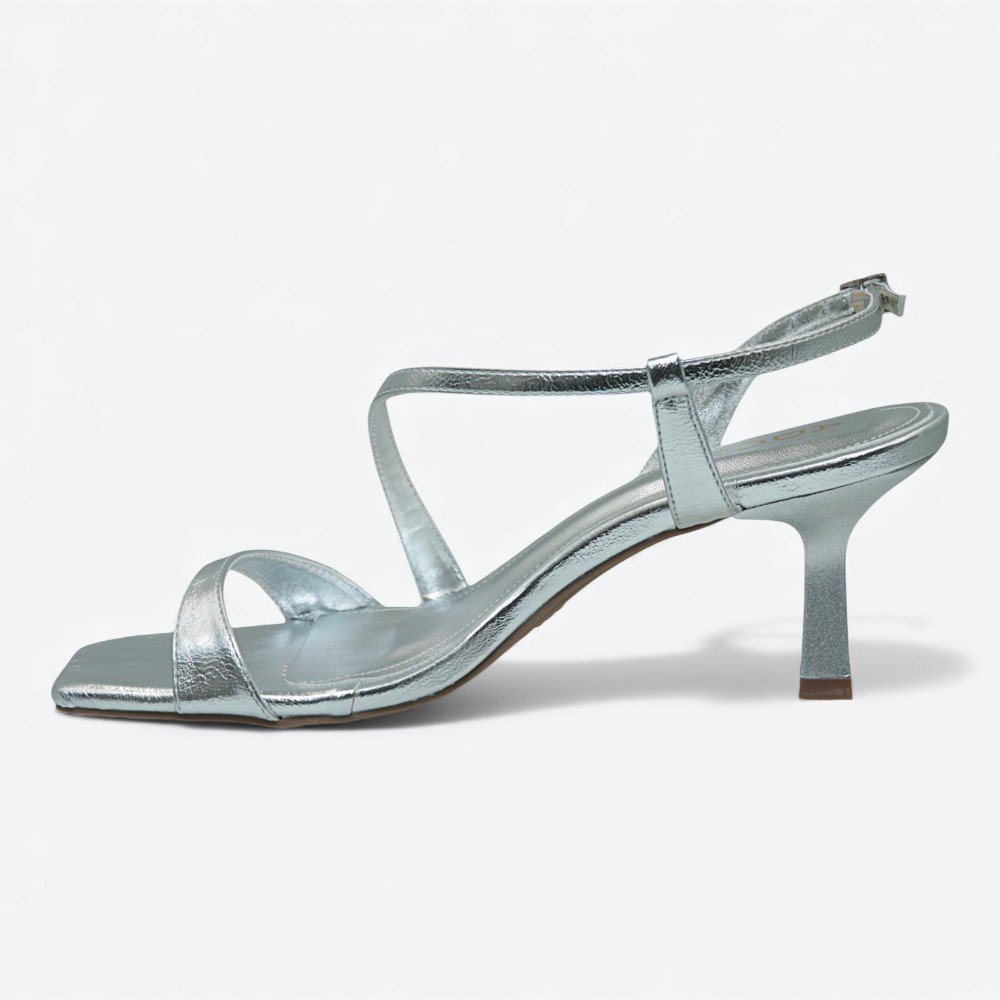 Sandália Adora Metalizada Salto Fino Feminina 1887753-02 Prata 4