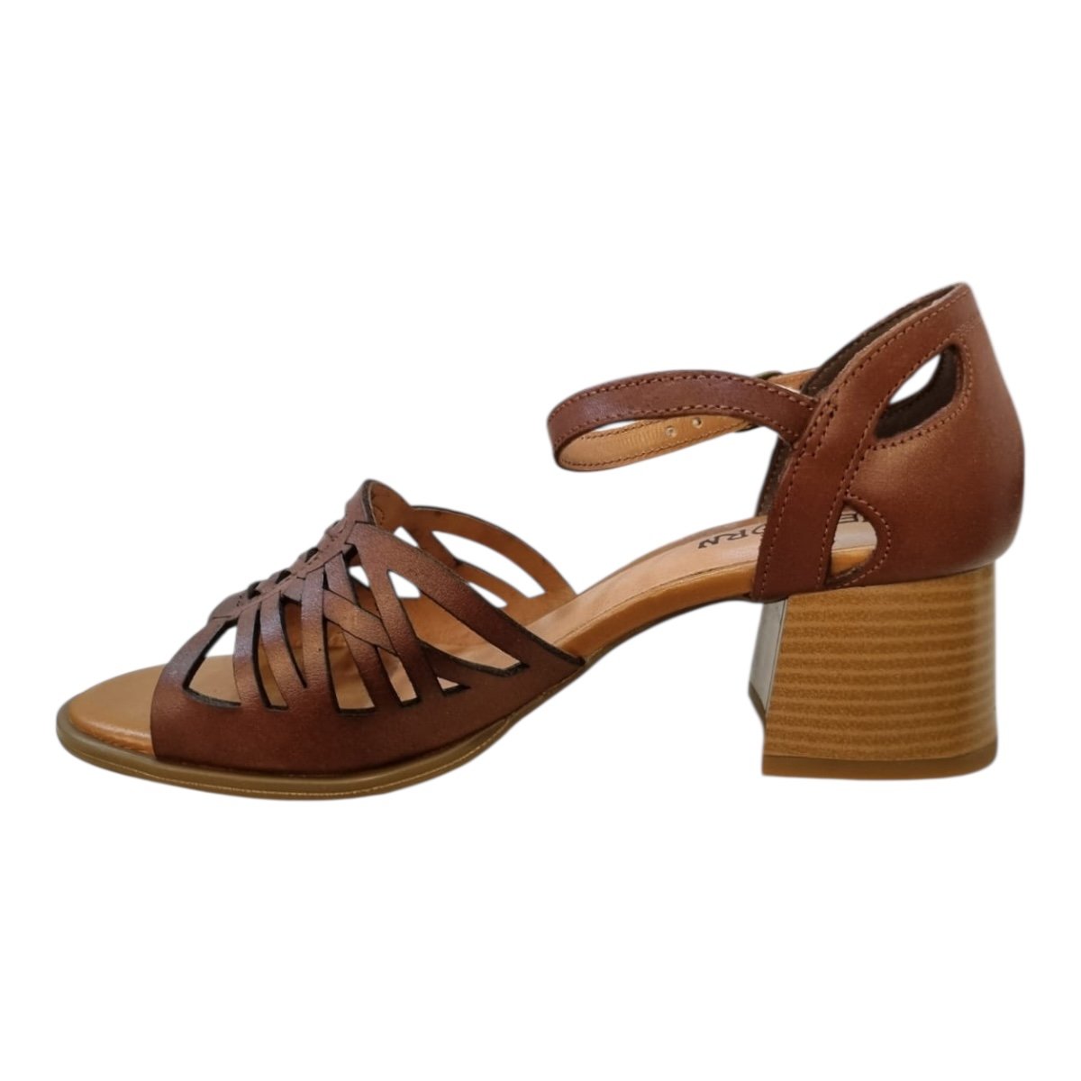 Sandalia Feminino New Born Casual Couro Ultraconforto Salto Bloco Médio 8009 Marrom Marrom 3