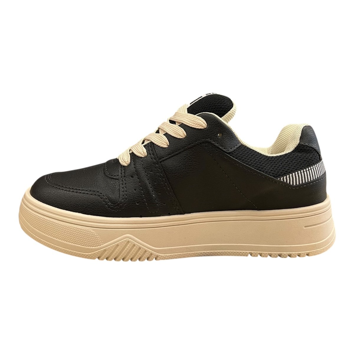 Tenis Masculino Chilli Beans Sneakers Couro Casual Ultraconforto Skatista Street Plataforma Retrô  25-88664 Preto Preto 4