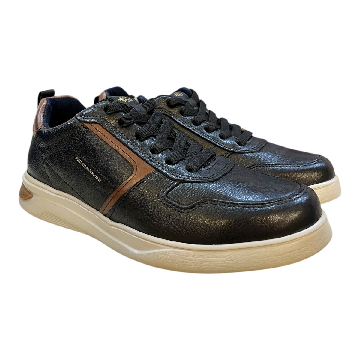 Sapato Esportivo Casual Masculino Pegada Couro Ultraconforto Superleve Antiderrapante Calce Fácil 112401-04 Preto Preto 2