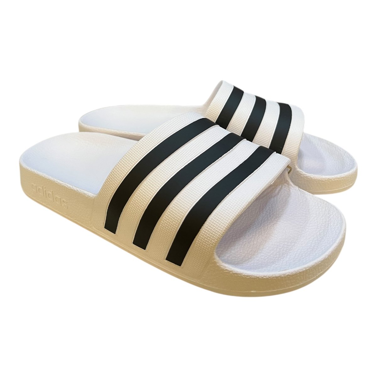 Chinelo Adidas Unissex Adilette Aqua Slid Casual Antiderrapante Superleve Ultraconforto Listras Branco Branco 2