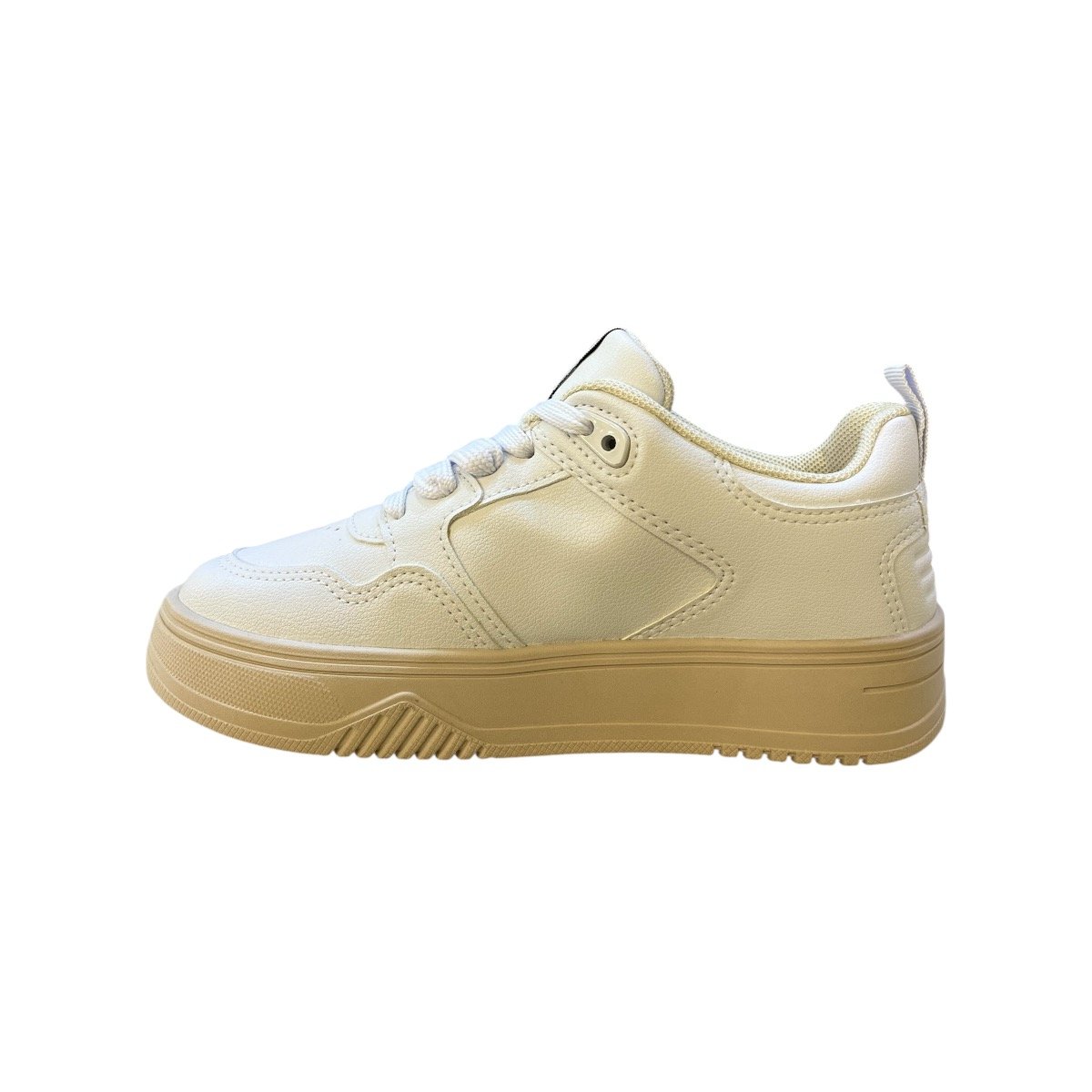 Tenis Unissex Chillibeans Conforto Casual Plataforma Street Retrô Couro Antiderrapante 2588 Branco Branco 5
