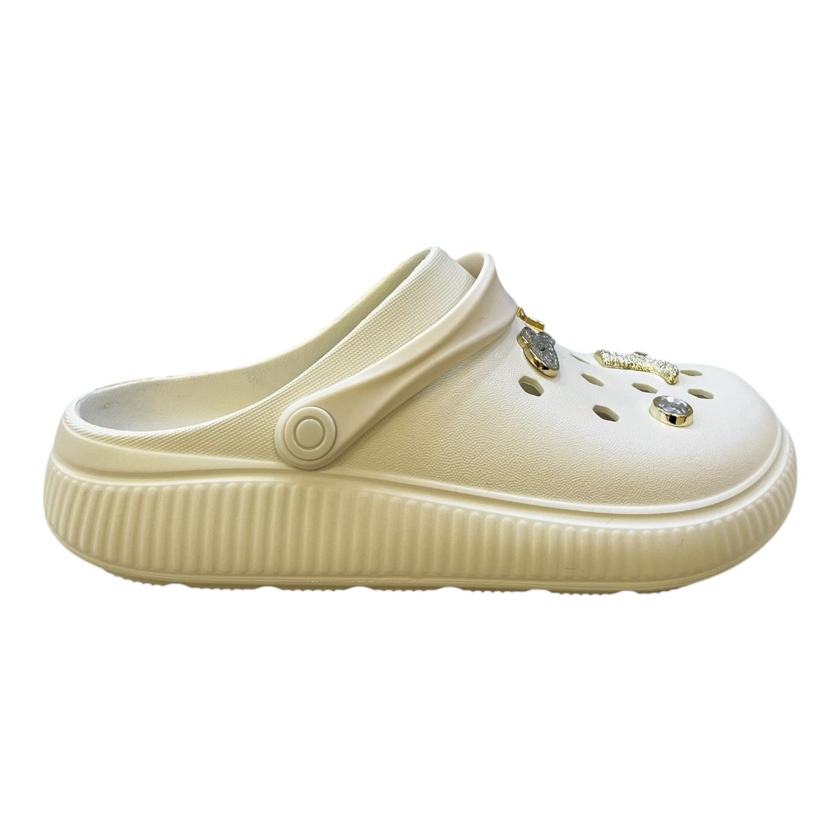 Babuche Feminino Moleca Coleção Boiadeira Casual Conforto Superleve Pins Metalizados 5832.314 Branco