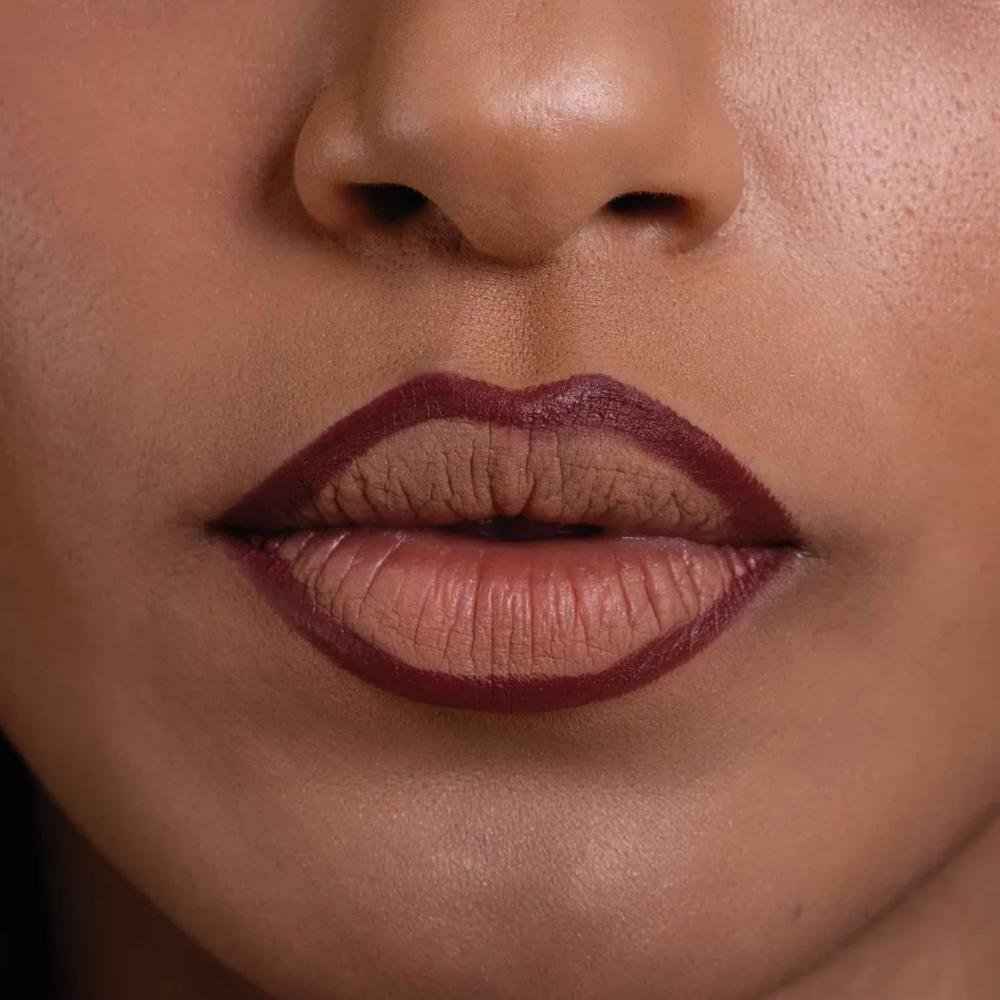 Lapiseira Labial Volume Ruby Kisses Kiss New York Big e Full Deep Red Marrom 4