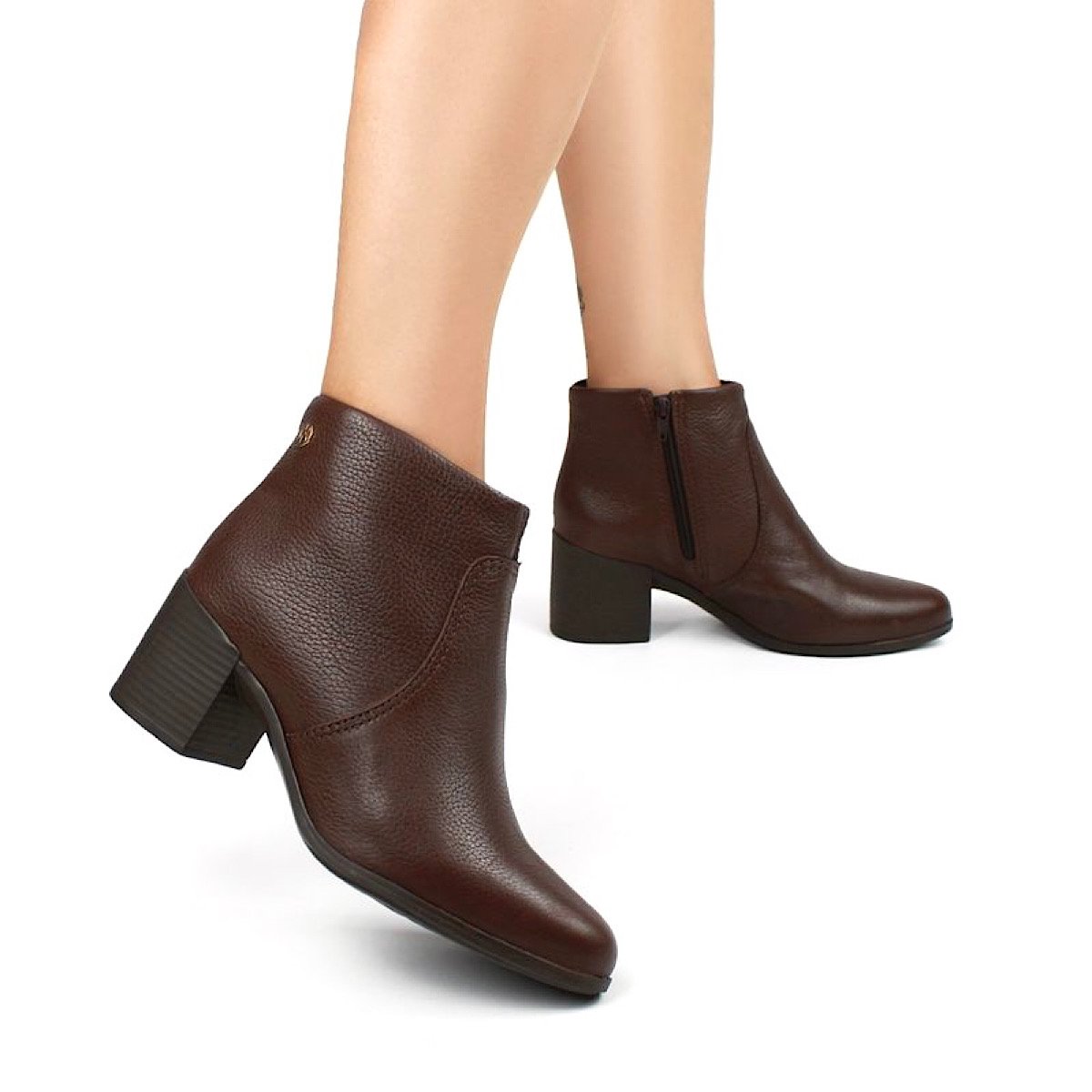Bota Bottero Cano Baixo Salto Bloco em Couro 346901 Marrom Marrom 7
