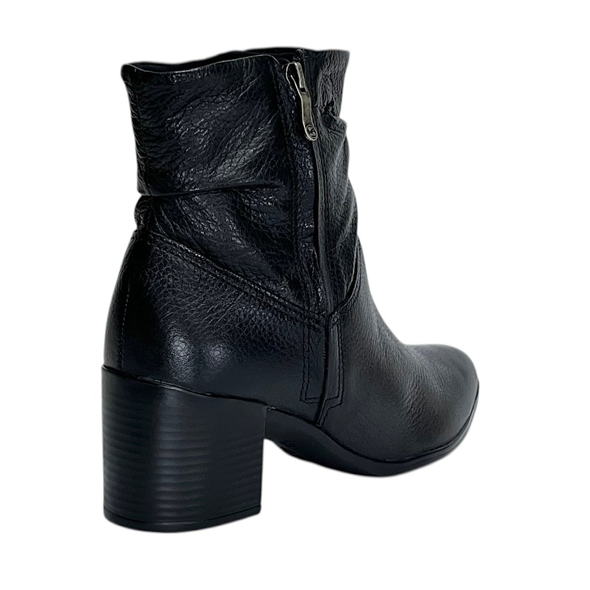 Bota Bottero Slouchy Cano Baixo em Couro 346907 Preto Preto 5
