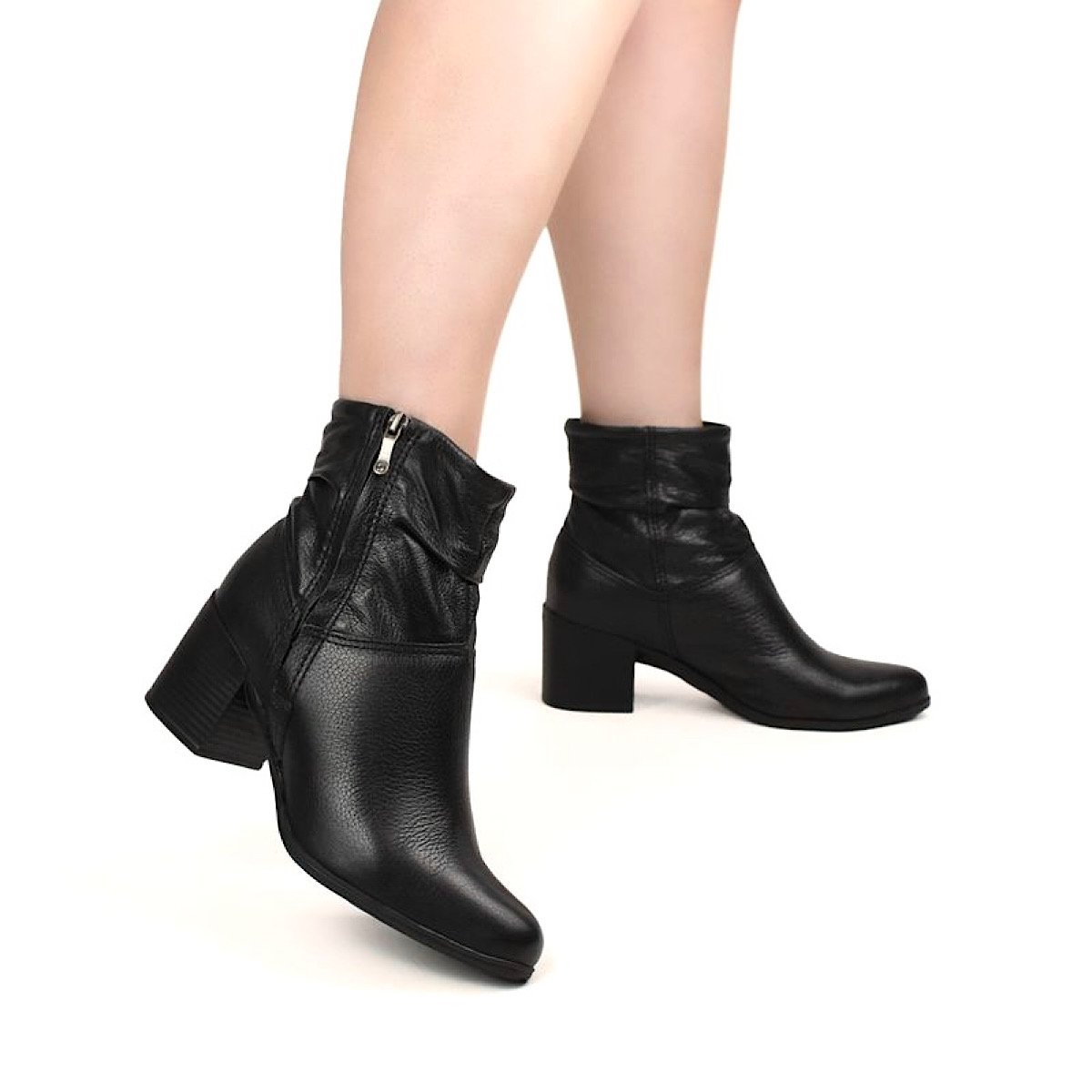 Bota Bottero Slouchy Cano Baixo em Couro 346907 Preto Preto 7