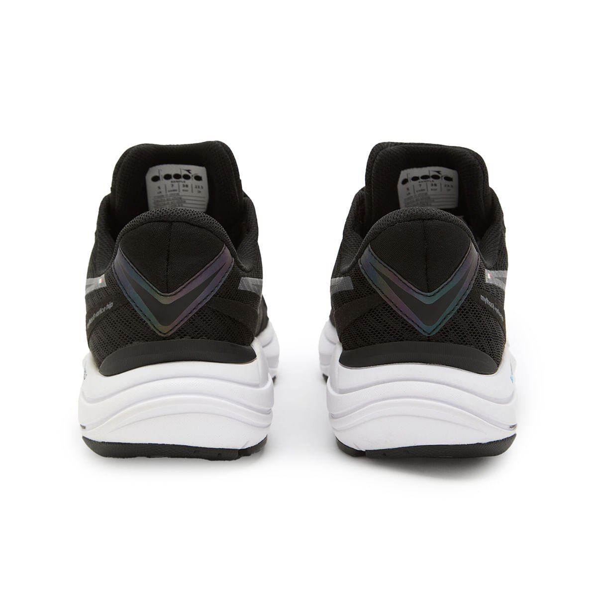 Tênis Esportivo Diadora Mythos Blushield 8 Vortice HIP W Preto Feminino Preto 5