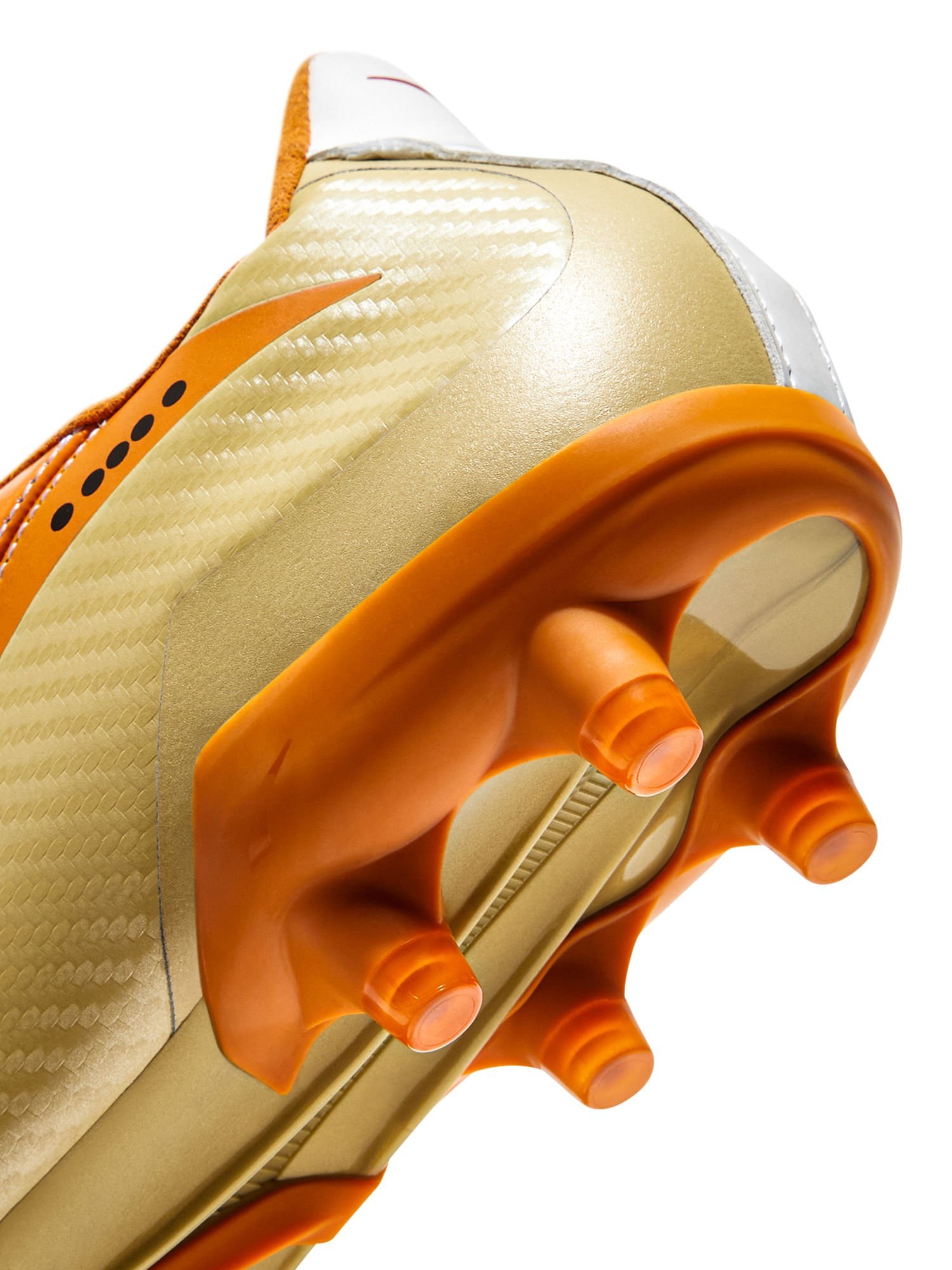 Chuteira Unissex Diadora Maximus Elite ITA T SLX Branco/Laranja 6