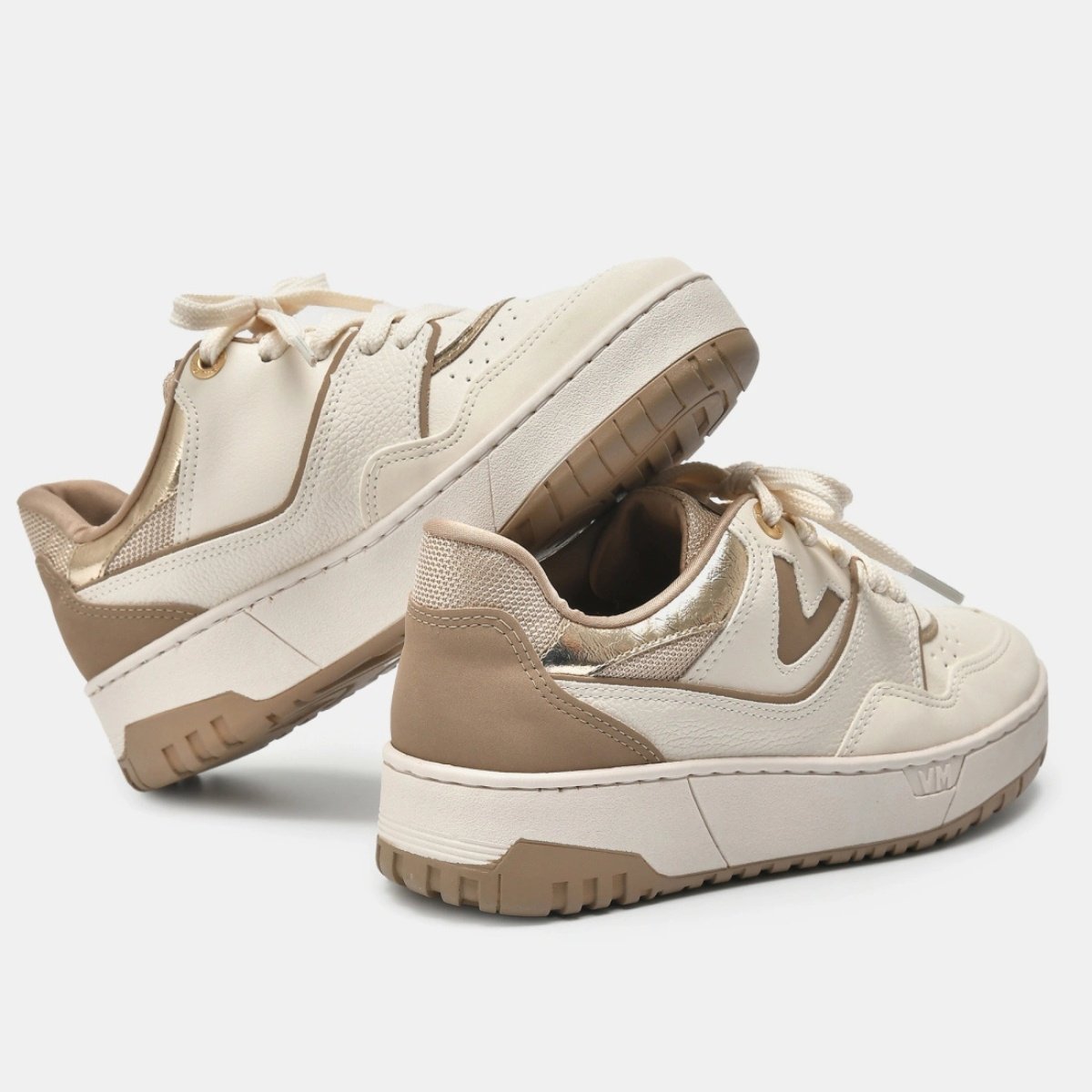 Tenis Feminino Casual Recortes Logo Via Marte Bege 3