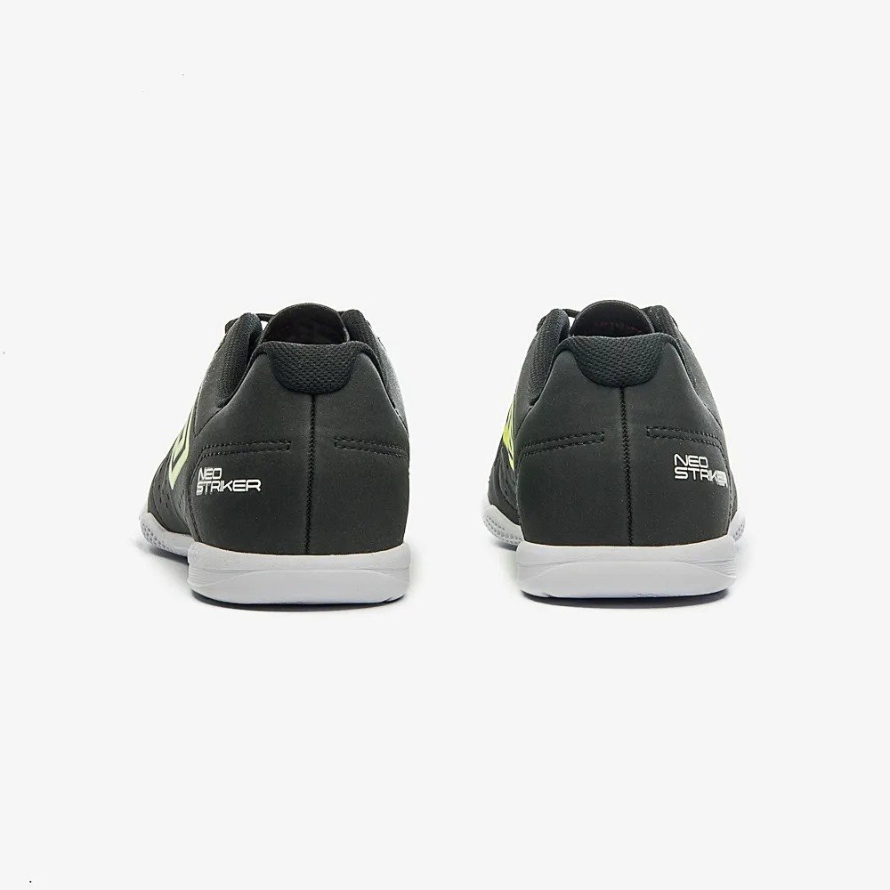 Chuteira Futsal Umbro Neo Striker Preto 5