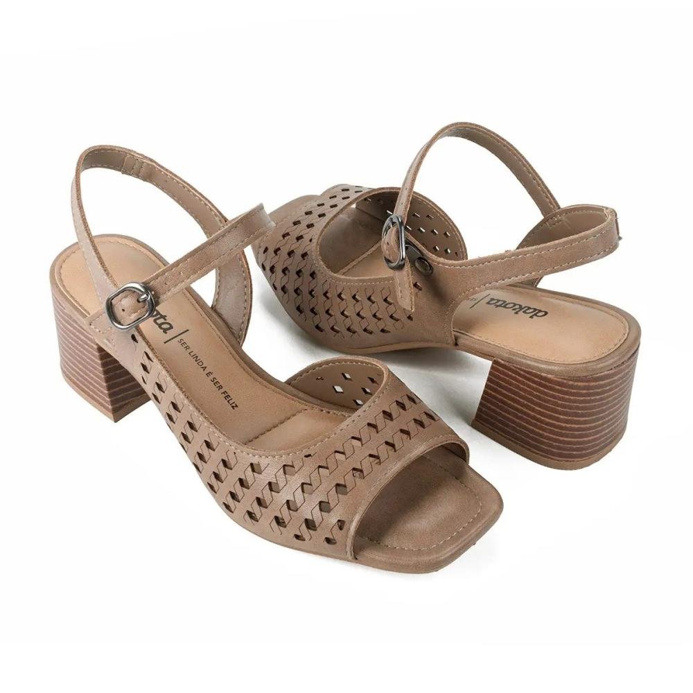 Sandalia Dakota Y8541 Marrom