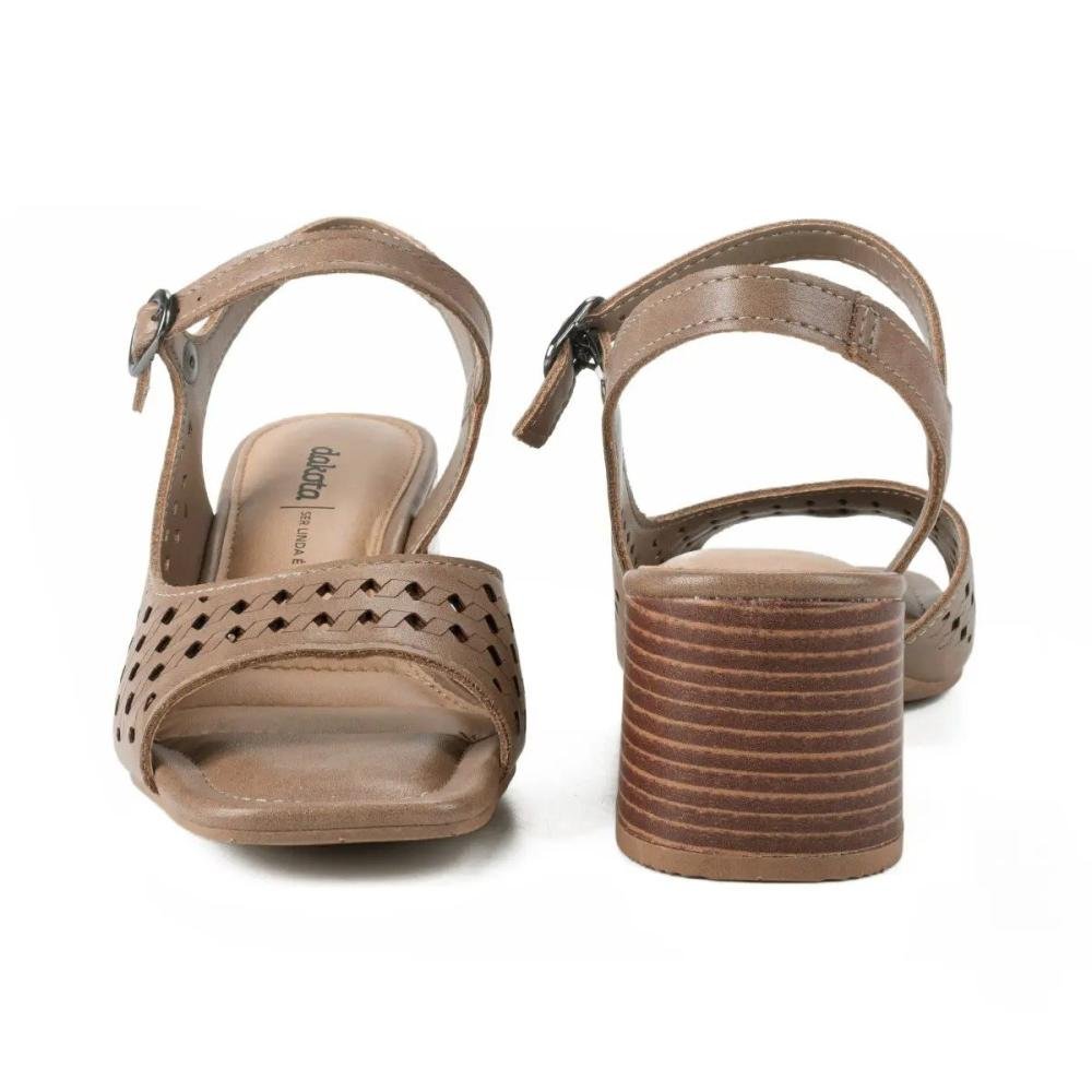 Sandalia Dakota Y8541 Marrom 4