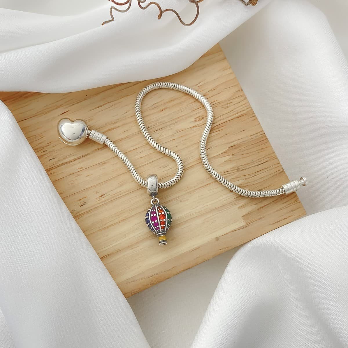 Berloque Balão Zircônias Coloridas Prata 2