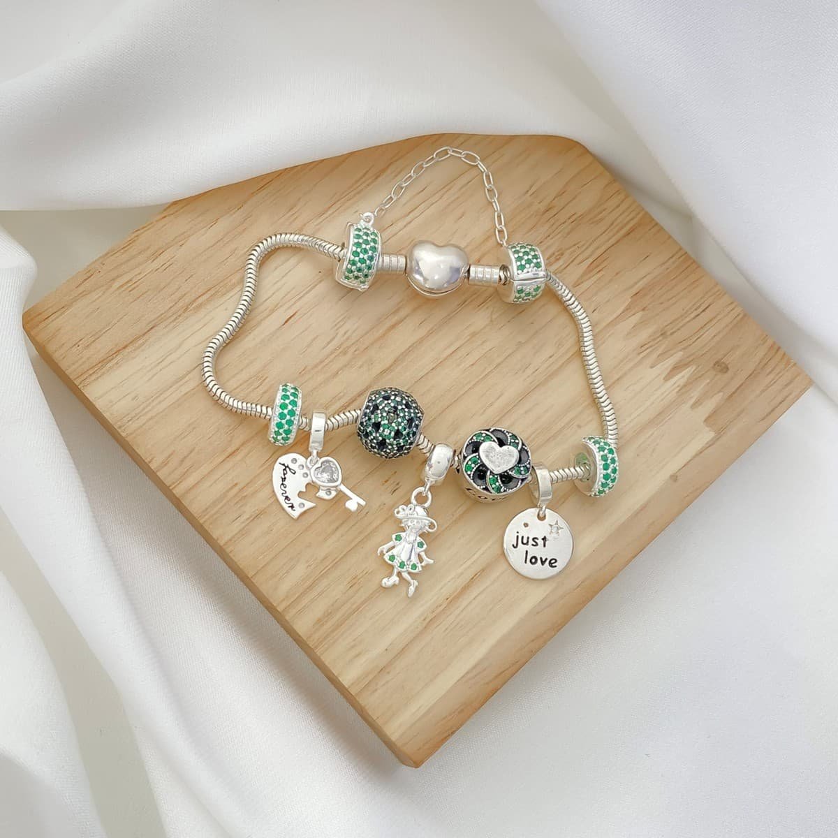 Berloque Separador Coração Love Zircônia Verde Verde 4