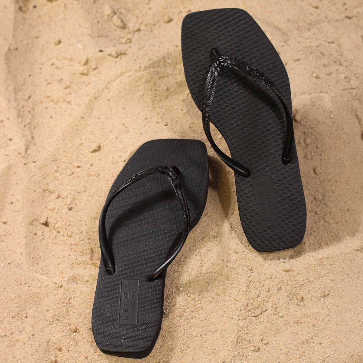 Chinelo Brizza Arezzo Bico Quadrado Preto - Feminino Preto 7