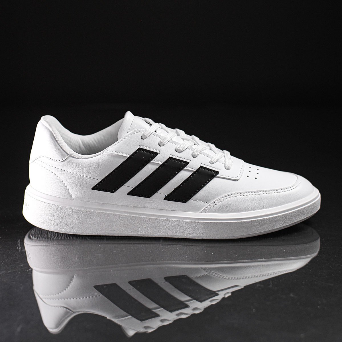 Tenis Adidas Courtblock Branco e Preto - Masculino  Branco 8