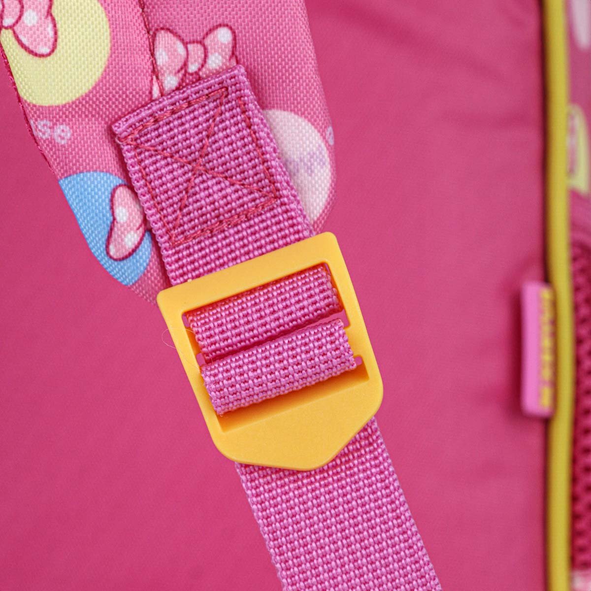 Mochila Escolar Xeryus 16 Minnie Relevo 13242 Rosa - Infantil Rosa 6