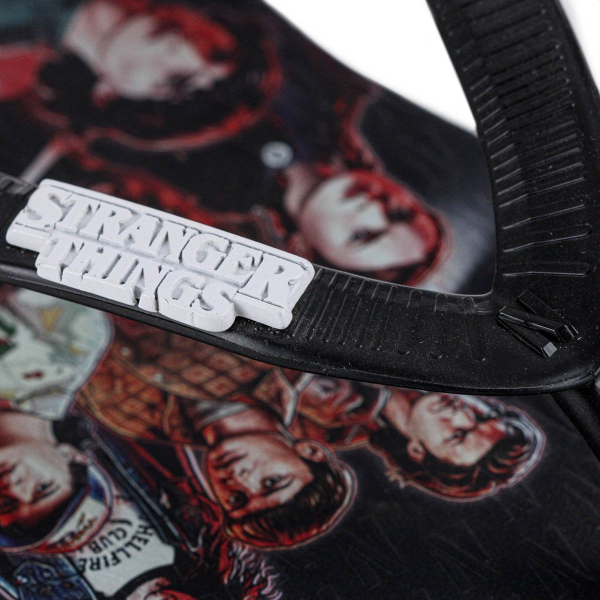 Chinelo Netflix Stranger Things Team Preto - Masculino Preto 7