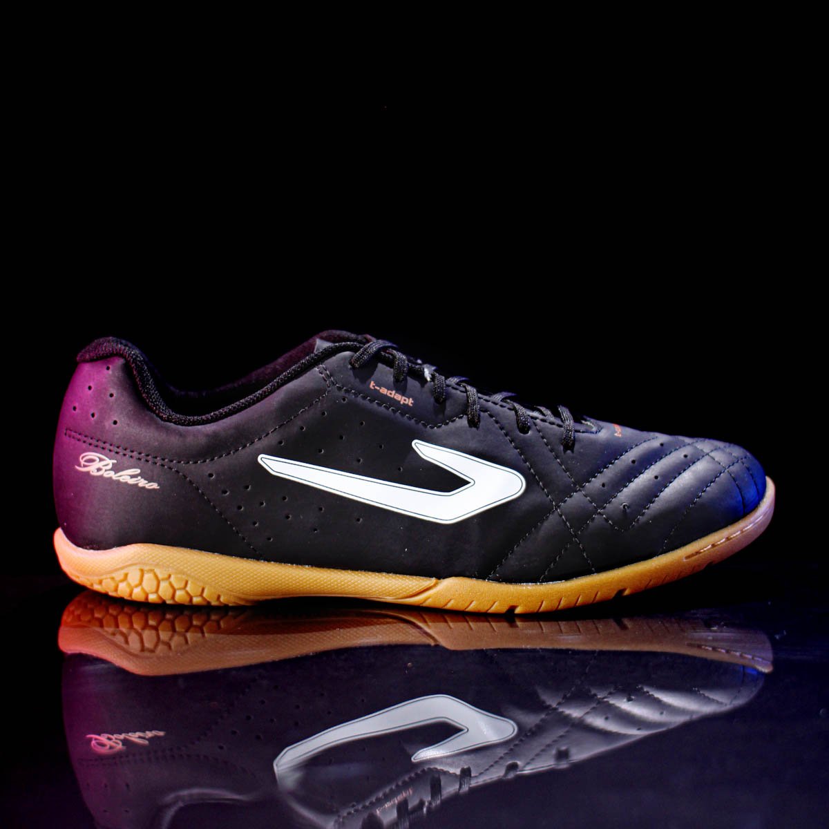 Chuteira Topper Futsal Boleiro V Preto Branco e Cobre - Masculino Preto 6