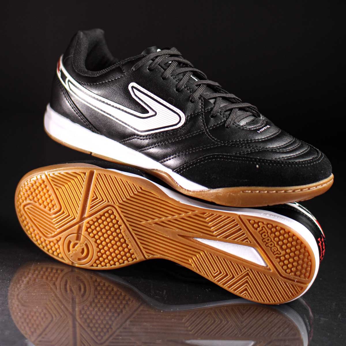 Chuteira Topper Futsal Maestro Club V Preto Branco e Vermelho - Masculino Preto 8
