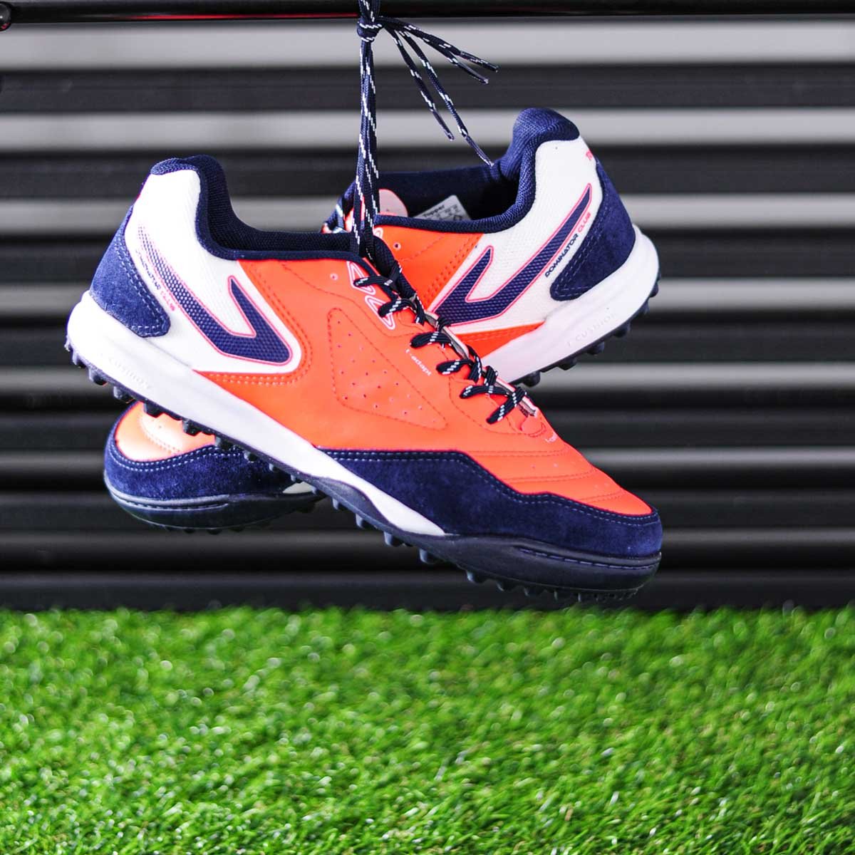 Chuteira Topper Society Dominator Club V Laranja Azul e Branco - Masculino Laranja 8