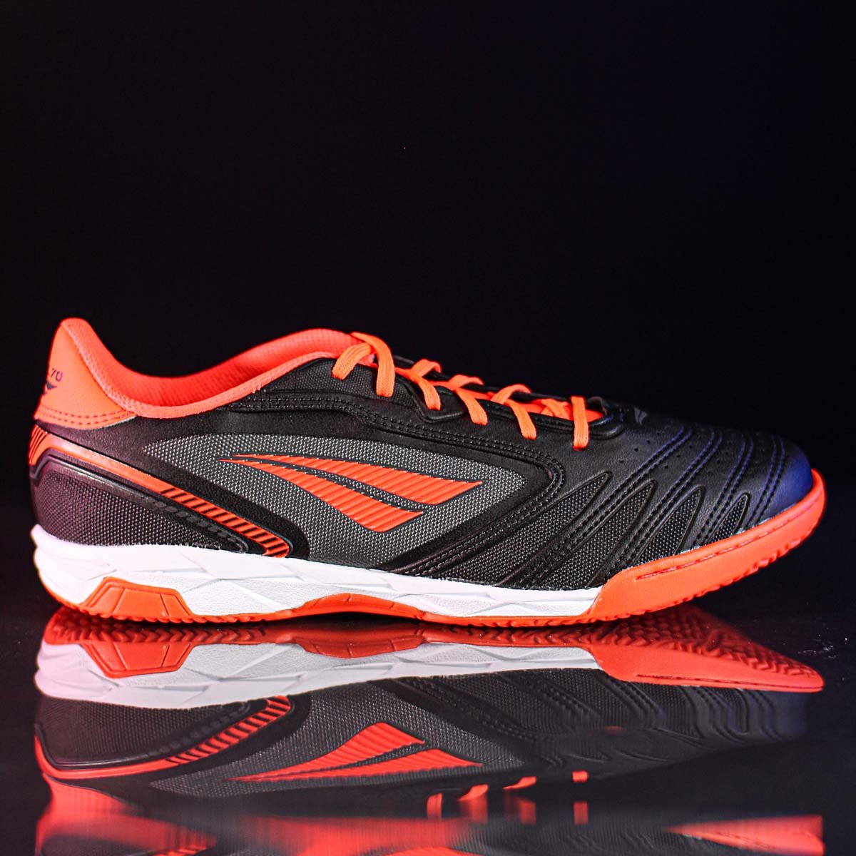 Chuteira Penalty Futsal Brasil 70 Y-1 Preto e Laranja - Masculino Preto 8