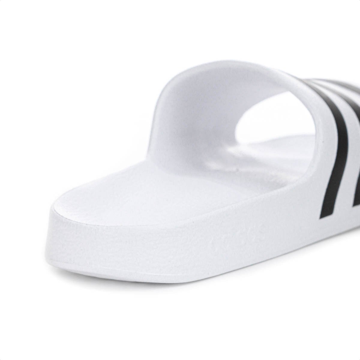 Chinelo Adidas Adilette Aqua Branco e Preto - Masculino Branco 9