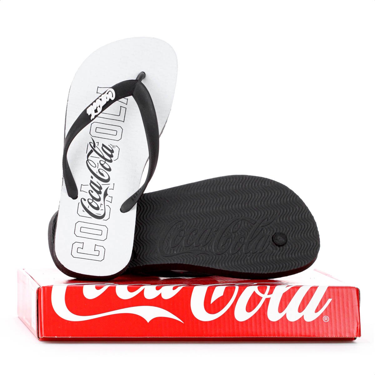 Chinelo Coca Cola Marion Branco e Preto - Juvenil Branco 10