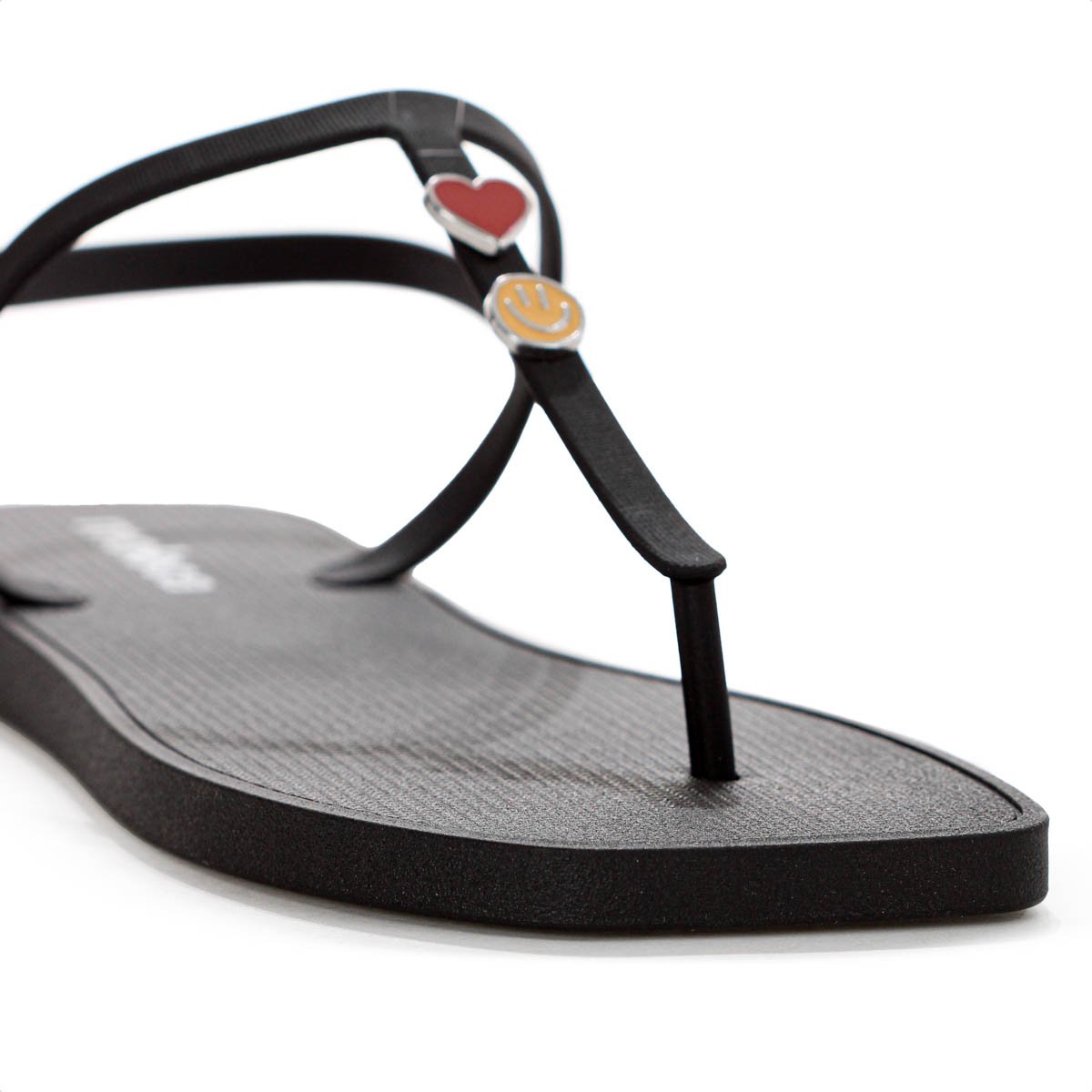 Sandalia Moleca Tira Pronta Pin Emoji Preto - Feminino Preto 9
