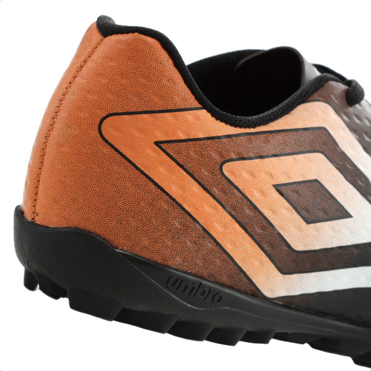 Chuteira Umbro Society Warskin Preta e Laranja - Masculina Preto 8